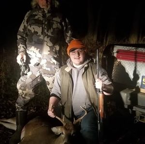 Meet your Posher, Levi